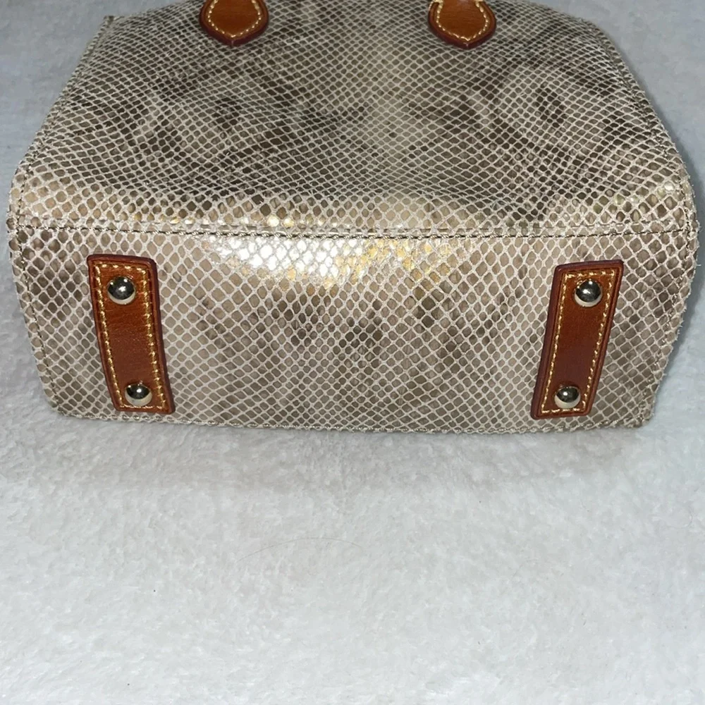 Dooney & Bourke Tan and Brown Snake Print Handbag - Picture 5 of 14